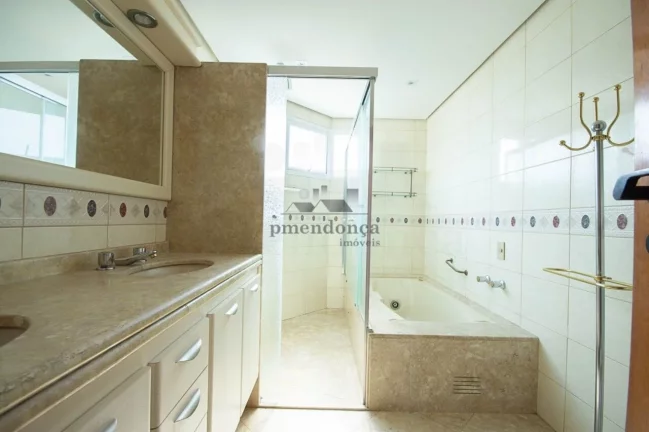 Imagem Apartamento elegante com vista de tirar o folego !!! visão do vale do Pacaembu e Praça Buenos Aire...