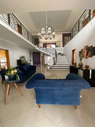 Imagem MIRANTE - MANSÃO COM 6 DORMITÓRIOS, RICA EM ARMÁRIOS