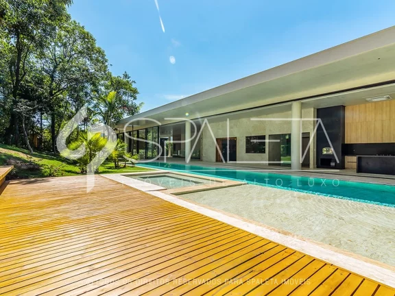 Imagem Belíssima mansão com elevador e acabamento impecável à venda no Terras de São José I