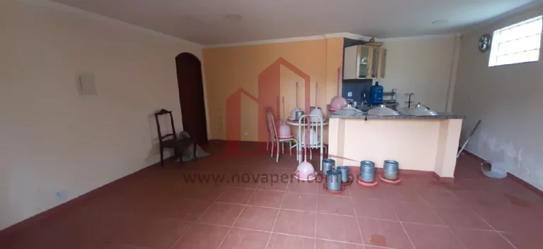 Imagem Chácara à venda em Franco da Rocha-SP, bairro Chácaras Maristela: 3 quartos, 1 suíte, 2 salas, 2 banheiros, 4 vagas de garagem, 300m².
