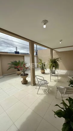 Imagem Casa para fins comerciais, 12x25, 03 cômodos, 02 salas, 02 wcs