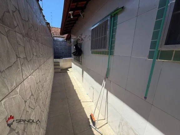 Imagem Casa com 2 dormitórios à venda, 125 m² por R$ 360.000,00 - Jardim Imperador - Praia Grande/SP
