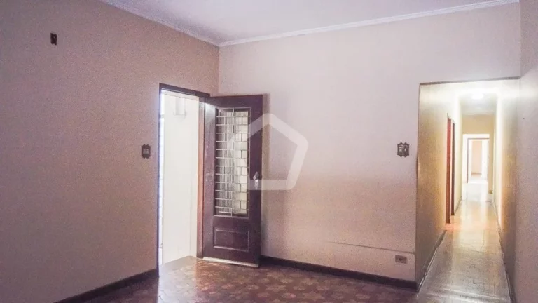 Imagem Imperdível oportunidade: Casa à venda em São Caetano do Sul-SP, bairro Cerâmica, 2 quartos, 2 banheiros, 2 vagas e 244m².