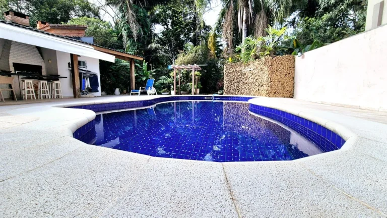 Imagem Imperdível: Casa de Luxo na Riviera de São Lourenço com Ótimo Preço, 4 suítes, 476m² e área externa com piscina e área gourmet!