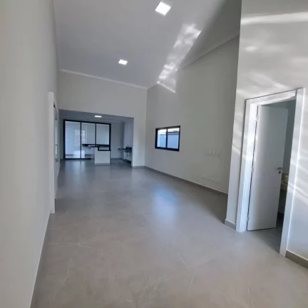Imagem Linda Casa no Condomínio Ouro Ville Taubaté