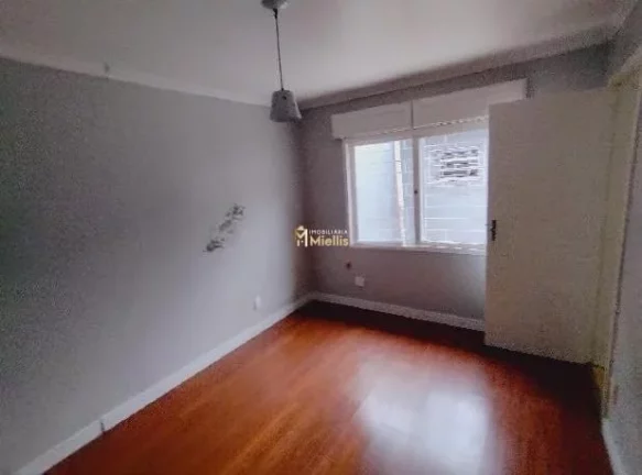 Imagem Casa com 3 Dormitorio(s) localizado(a) no bairro Jardim Sabará em Porto Alegre / Rio Grande do Sul Ref.:57580876