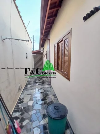 Imagem Casa para Venda em Limeira, Jardim Ipanema, 2 dormitórios, 1 banheiro, 2 vagas