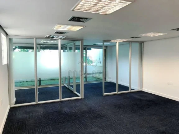 Imagem Leblon - Comercial › Prédio com 0 quarto(s) a Aluguel