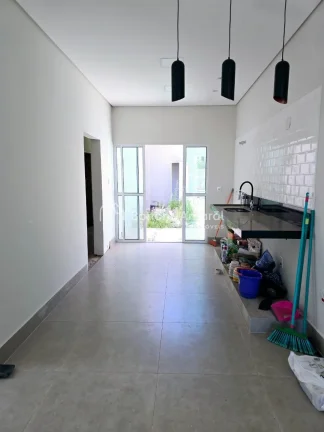 Imagem Casa térrea em finalização de obra no Condomínio Terras da Estância.

Condomínio com ótima lo...