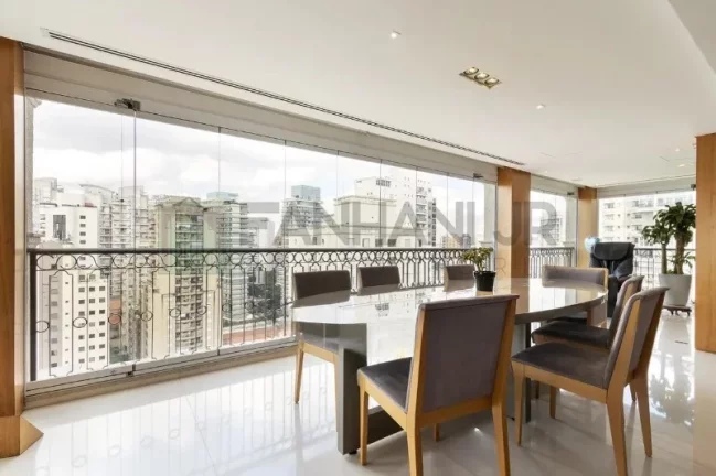 Imagem Apartamento de Alto Padrão na Vila Nova Conceição com 2 Suítes, 5 Salas e 5 Vagas de Garagem - São Paulo-SP
