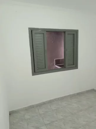 Imagem Aluguel de Casa com 1 Quarto na Cidade de em Bairro - 55,00 m² de Área