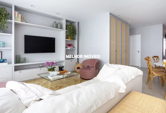 Imagem Apartamento 2ª Quadra Mar com 03 Suítes em Balneário Camboriú
