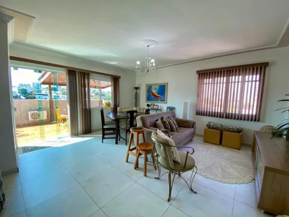 Imagem Apartamento duplex com 3 dormitórios e área gourmet