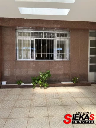 Imagem Espetacular Casa à Venda na Vila Marieta - São Paulo-SP: 4 Quartos, 1 Suíte, 1 Sala, 3 Banheiros, 3 Vagas, 212 m²!