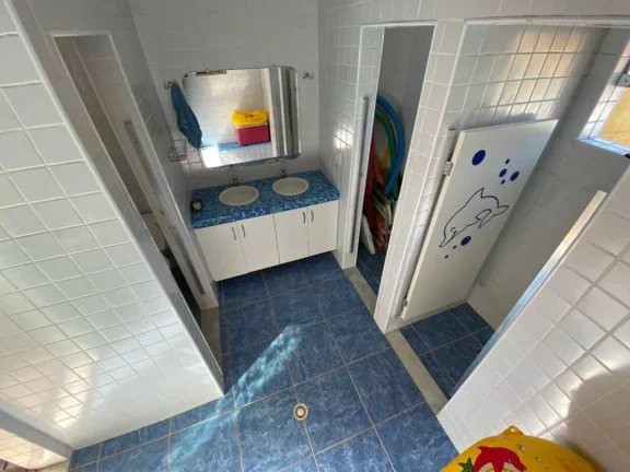 Imagem Sobrado com 5 dormitórios à venda, 375 m² por R$ 900.000,00 - Balneario Mogiano - Bertioga/SP