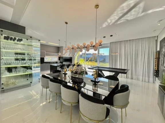Imagem Sobrado em condomínio mobiliado e decorado
