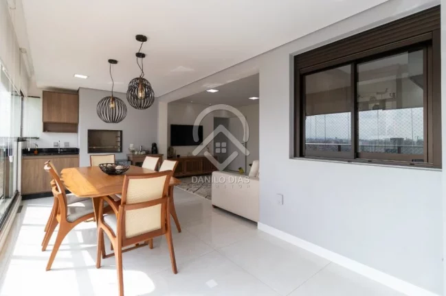 Apartamento com 2 Quartos à Venda, 101 m² em Campo Belo - São Paulo