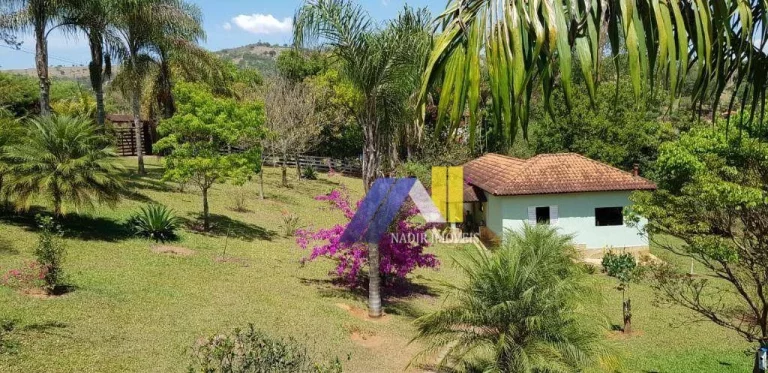 Imagem Chácara com 3 Quartos à Venda, 24.200 m² em área Rural - Congonhal