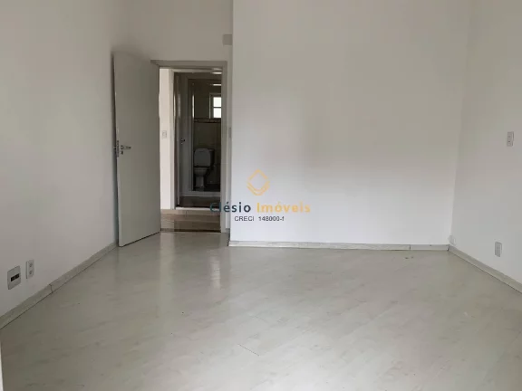 Imagem Apartamento para venda reformado com 2 quartos, 2 banheiros, 100m²
