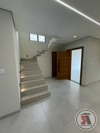 Imagem Resid. Parintins Sobrado c/ 200m2 e piscina