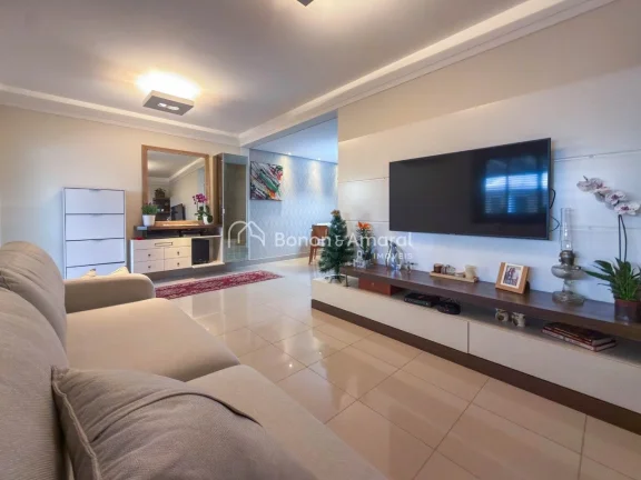 Imagem Casa com excelente padrão de acabamento em condomínio unindo conforto, privacidade e funcionalidad...
