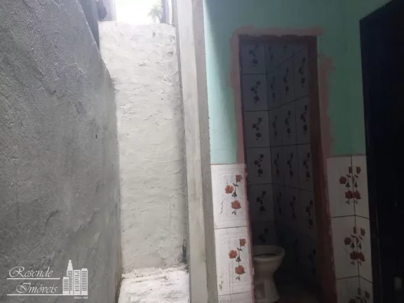 Imagem QUITINETE A VENDA NO COQUEIRO