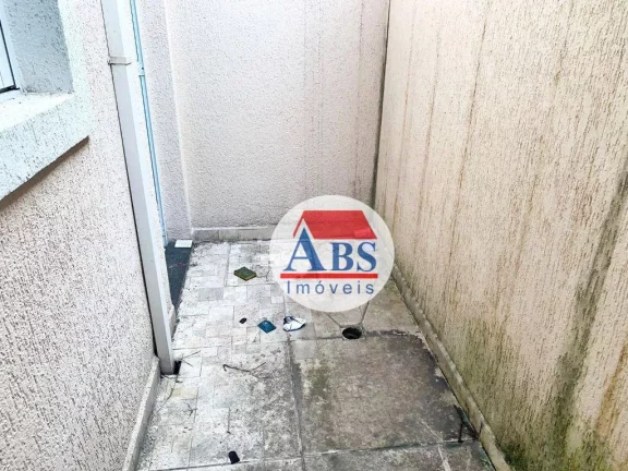 Imagem Sobrado com 2 dormitórios à venda por R$ 200.000,00 - Jardim Anhangüera - Praia Grande/SP