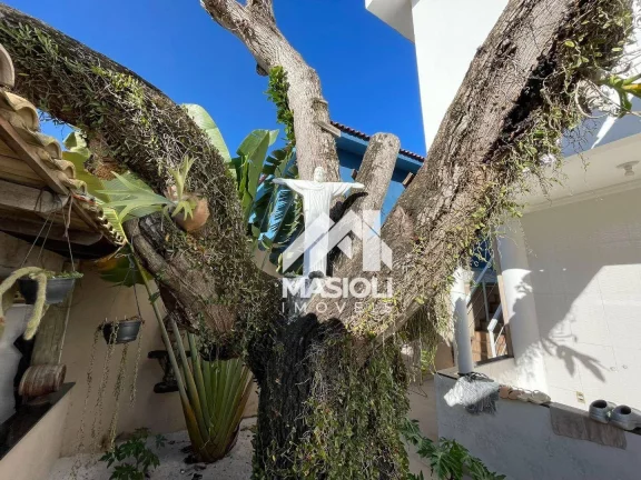 Imagem Casa com 3 dormitórios à venda, 300 m² por R$ 1.180.000,00 - Ponta da Fruta - Vila Velha/ES