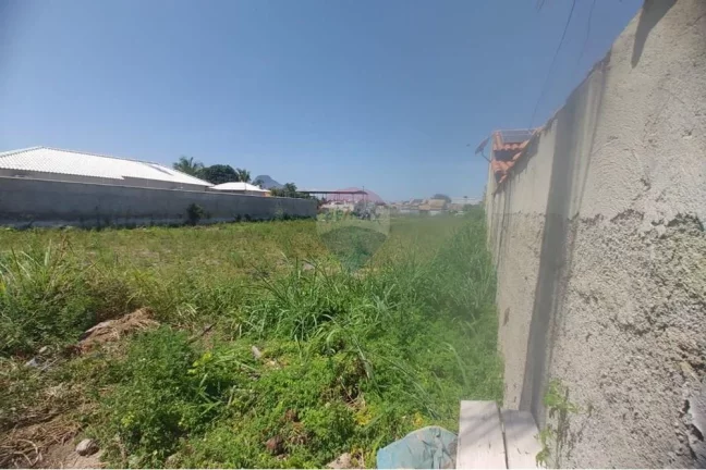 Imagem Excelente Terreno Plano, Cercado e Limpo à Venda no Jardim Atlântico Central – Maricá