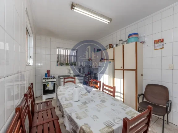 Imagem Casa Comercial à Venda em São Paulo - Bairro Saúde: 2 Salas, 6 Banheiros, 2 Vagas de Garagem, 400m² de Área.