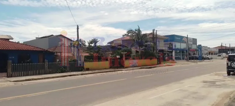 Imagem Casa Frente Avenida Comercial com Alto Potencial de Valorização