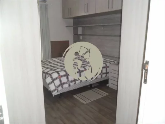 Imagem EXCELENTE APARTAMENTO, PRÓXIMO AO ORQUIDÁRIO A MEIA QUADRA DA PRAIA, 2 VAGAS EM ÓTIMO ESTADO. VIS...