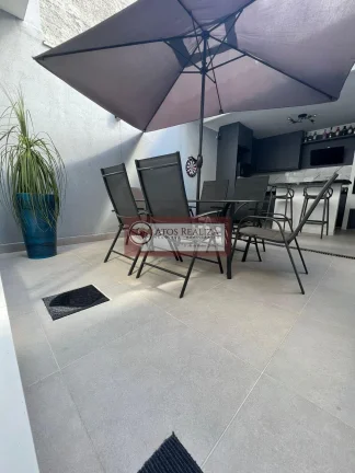 Imagem Vendo sobrado novo com planejados. Lindo sobrado de 143m² no Jardim presidência, Imóvel de 3 Dormitorios com Armários, sendo 2 suítes, Closet, 2 vagas de garagem, Palnejados na cozinha e banheiro, Àres gourmet com churrasqueira, Agente uma visita e se sur