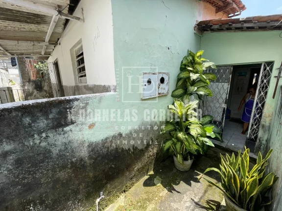 Imagem TERRENO COM 2 CASAS, 2 QUARTOS, 1 WC, ÁREA DE SERVIÇO E QUINTAL