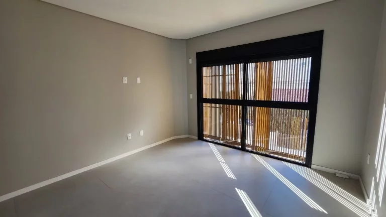 Imagem Casa / Sobrado para Venda em Florianópolis / SC no bairro Ingleses do Rio Vermelho