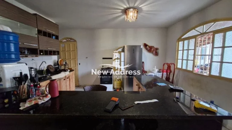 Imagem Casa com 'ponto comercial' em terreno de 300m² à venda em Ponta da Fruta - Vila Velha