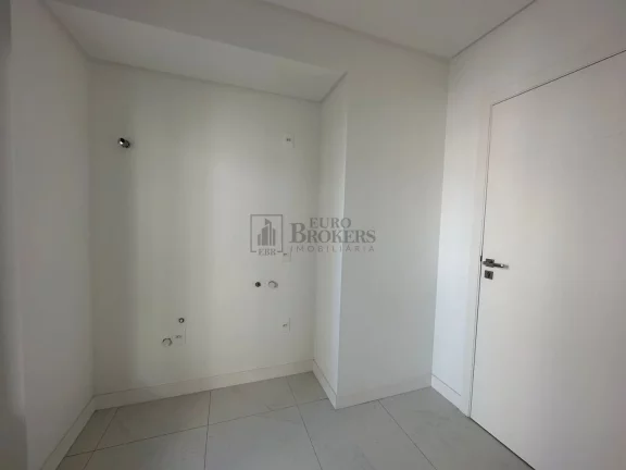 Imagem Apartamento com 4 suítes à venda no Centro de Balneário Camboriú/SC