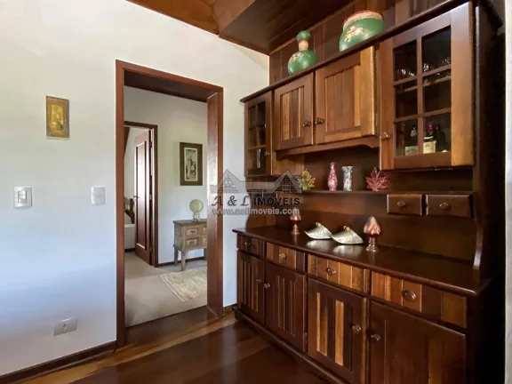 Imagem Apartamento à venda em Campos do Jordão - Com 02 suítes próximo ao Capivari