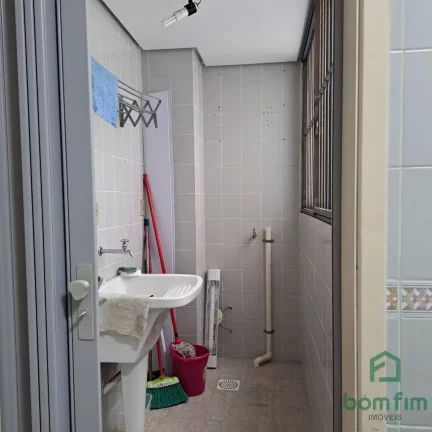 Imagem Apartamento de 2 dorm. c/ garagem, para aluguel, Centro, Pelotas/RS. - AP2602