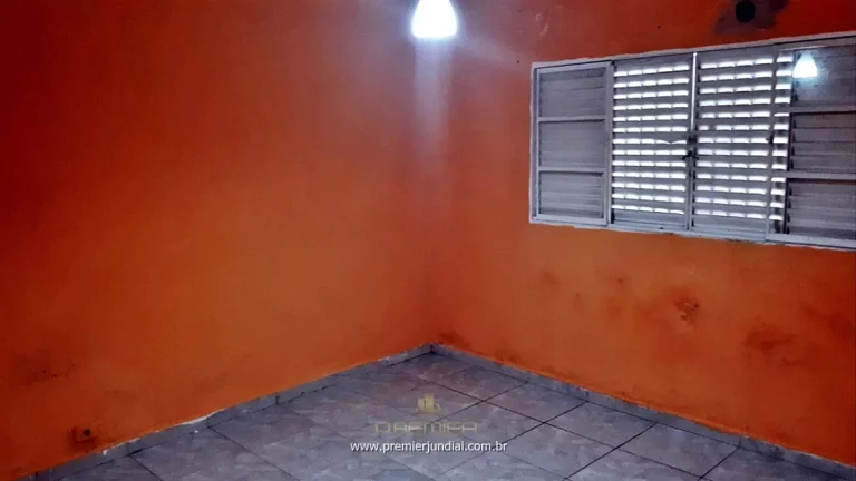 Imagem CASA AMPLA COM EDÍCULA E ÓTIMA LOCALIZAÇÃO NA VILA HORTOLÂNDIA