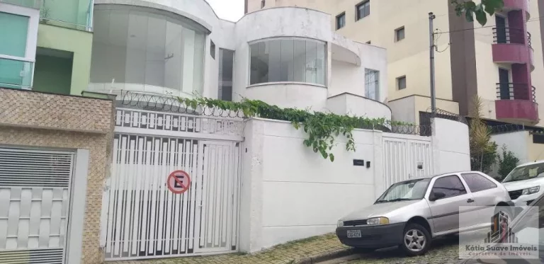 Imagem Sobrado para Venda em São Bernardo do Campo / SP no bairro Santa Terezinha