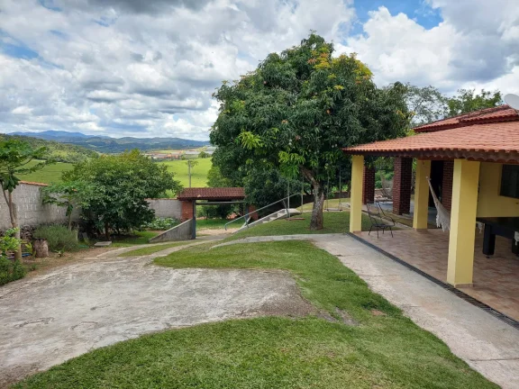 Imagem Chácara à venda com 3 quartos, sendo 1 suíte, no condomínio Alpes de Bom Jesus, Bom Jesus dos Perdões - SP