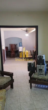 Imagem Sobrado à venda na faixa mar do Balneário Shangri-Lá, em Pontal do Paraná, localizado a poucos m...