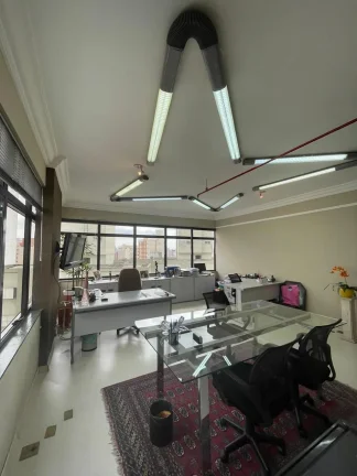 Imagem Sala/Conjunto Comercial - Saúde, 32M². São 3 Salas, Pode Comprar 1, 2, ou as 3. Tem duas que estão lado a lado e se quiser pode juntar, Portaria 24h.