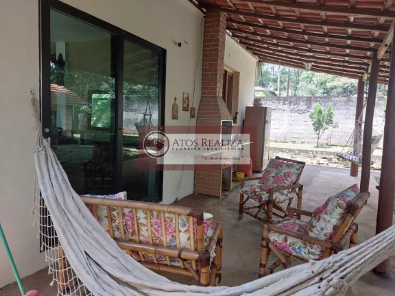 Imagem Vendo SUPER Oportunidades em condomínio clube em São Bernardo do Campo. Casa com uma área útil de 420m2, terreno de 1500m2, São 3 Dormitorios, sendo 1 Suíte, casa em condômino fechado, com clube dentro do Condomínio, Restaurante para os Sócios, um super i