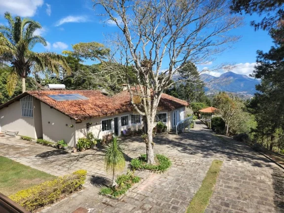 Imagem Casa para Venda em Teresópolis / RJ no bairro Albuquerque
