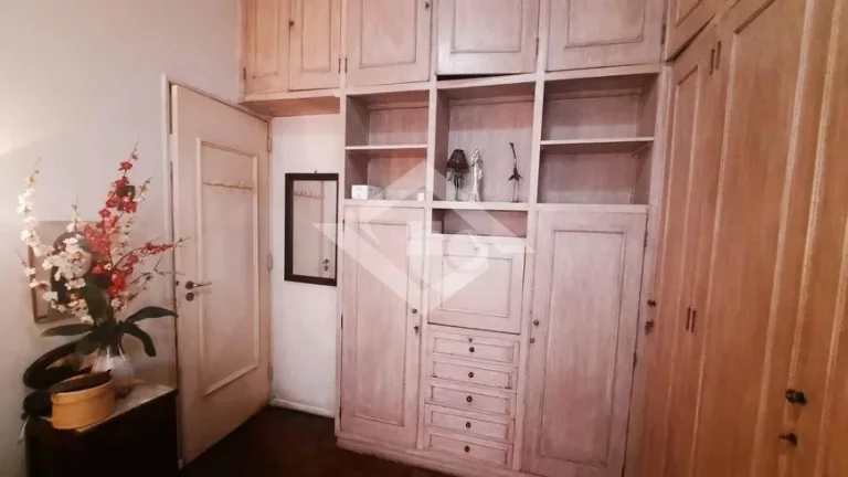 Imagem Apartamento de 3 Quartos para Venda em Copacabana com 90 m²