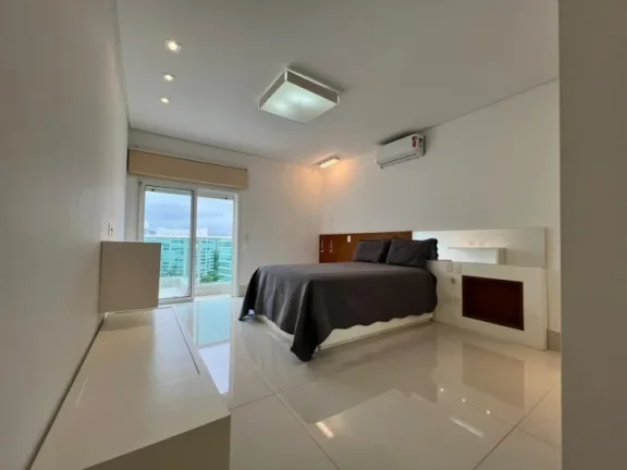 Imagem ???? "Essa cobertura tem algo que você não vai ver em nenhuma outra na Riviera..."
