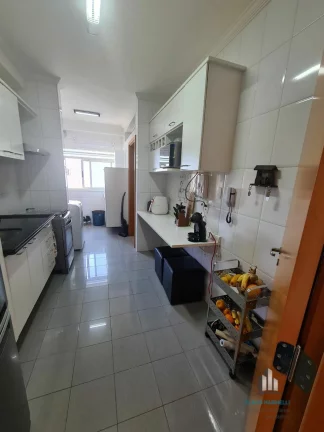 Imagem Bosques de Tamboré Apto de 101m² de 3 dorms sendo 1 suíte com closet e 2 vagas de garagem