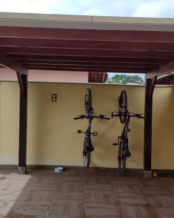 Imagem Casa com 3 dormitórios e 3 vagas de garagem - Morro do Meio | Joinville/SC